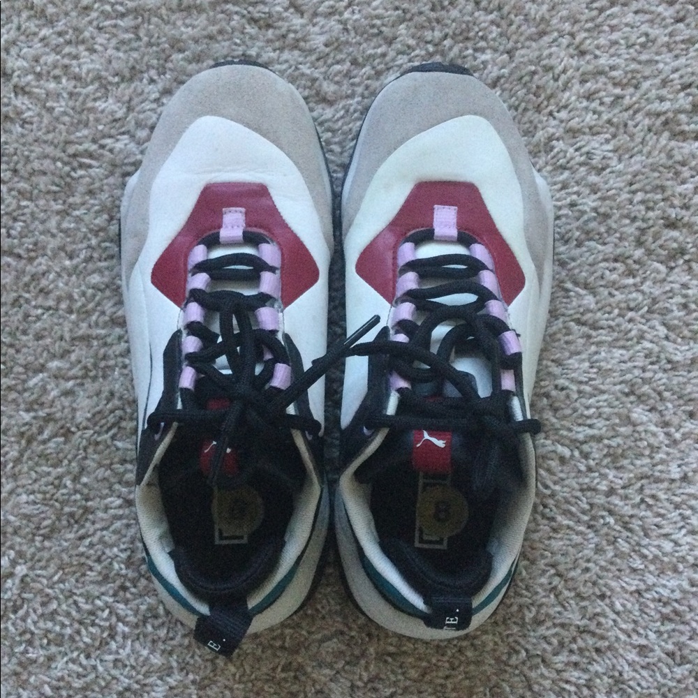🔥🔥HOST PIC🔥🔥Rive Droite Puma Sneakers - Picture 2 of 16